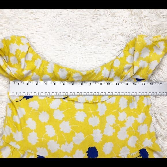 Zara Yellow Polka Dot Off Shoulder Flounce Crop Top Size Medium - Picture 3 of 4